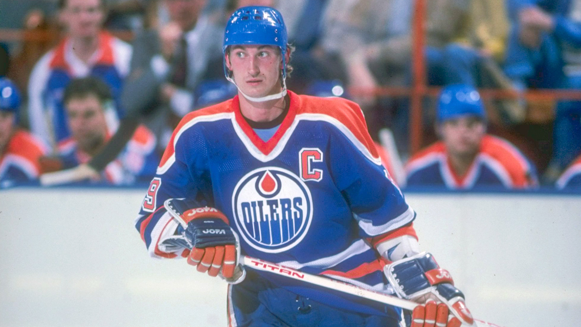 The Untold Story of Wayne Gretzky: Unveiling the Secrets Behind His Unprecedented Success